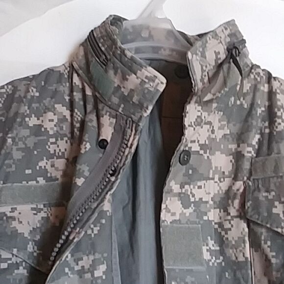 GI M-65 Field Jacket ACU Digital Camo Universal Pattern Fits Women's Large Well - Picture 5 of 12